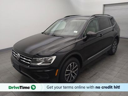 Used 2020 Volkswagen Tiguan SE w/ Panoramic Sunroof Package