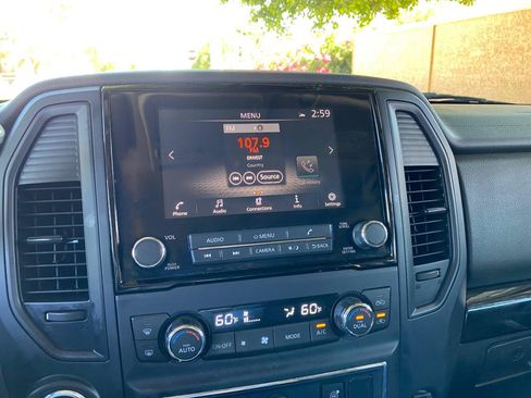 Used 2024 Nissan Titan SV w/ SV Convenience Package AWD/4WD image 61