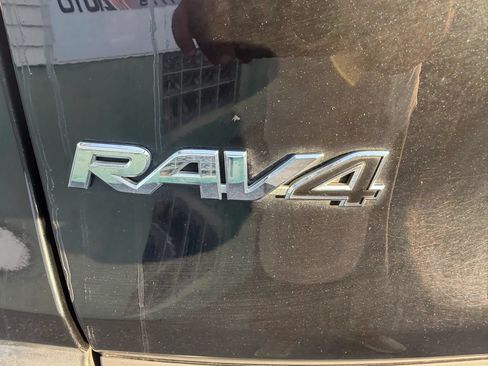 Used 2019 Toyota RAV4 Limited AWD/4WD image 64