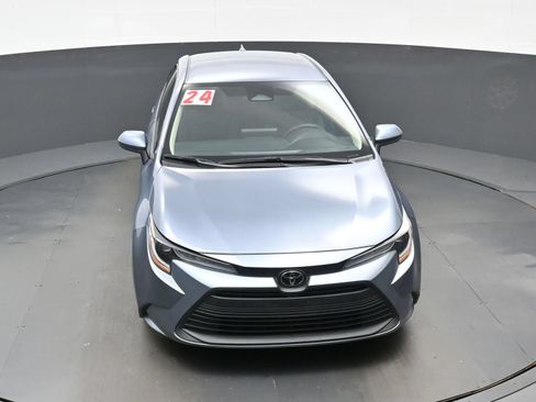 Used 2024 Toyota Corolla LE FWD image 32