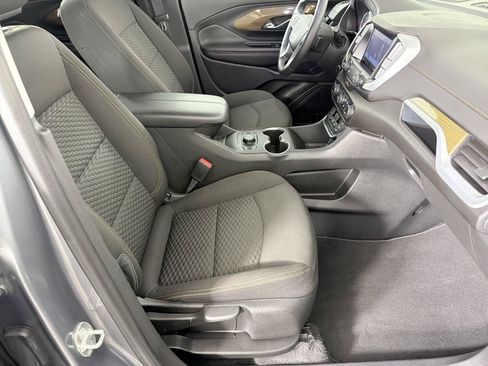 Used 2020 GMC Terrain SLE w/ Driver Convenience Package FWD image 11