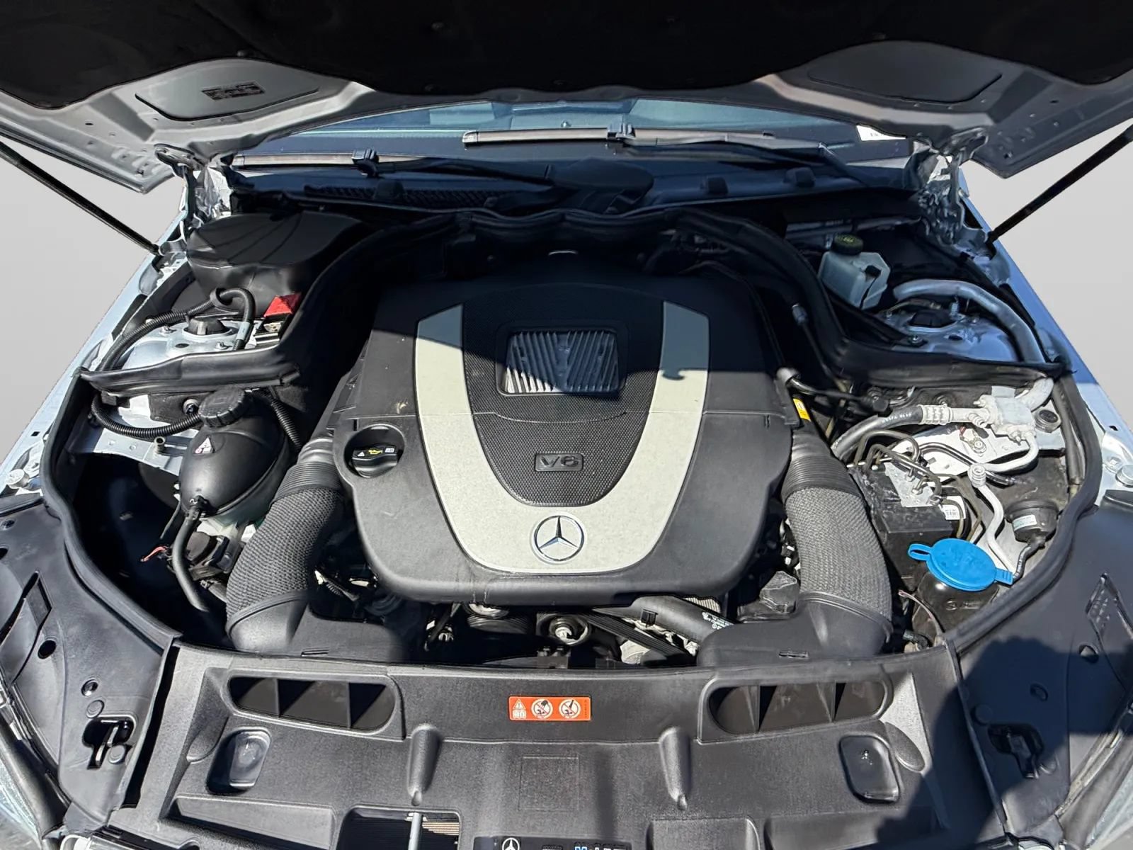 Used 2011 Mercedes-Benz C 300 4MATIC Sedan image 35