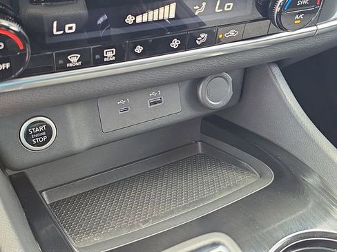 Certified 2023 Nissan Rogue SV AWD/4WD image 24