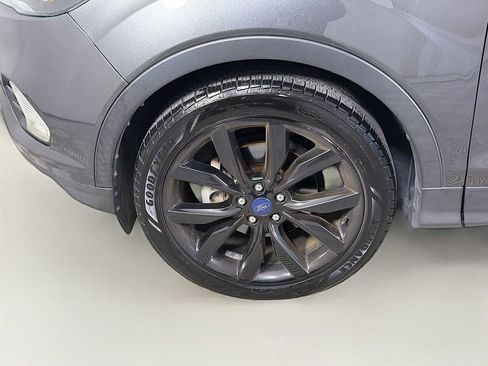 Used 2017 Ford Escape SE w/ Equipment Group 201A image 28