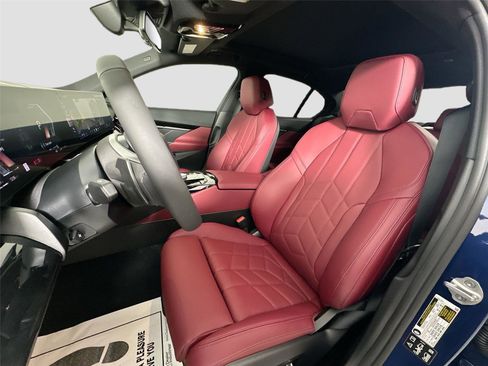 New 2026 BMW 530i xDrive w/ Premium Package AWD/4WD image 23