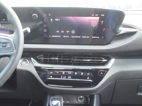 Used 2026 Buick Envista Avenir FWD image 15