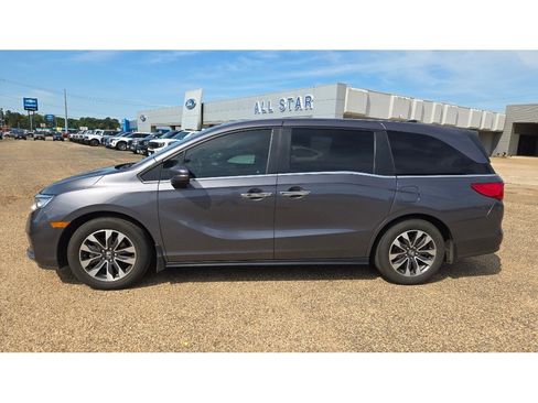 Used 2024 Honda Odyssey EX-L image 2
