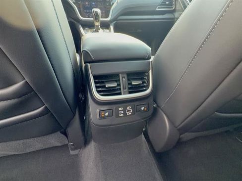 Used 2025 Subaru Outback Touring XT w/ Popular Package #2 AWD/4WD image 27
