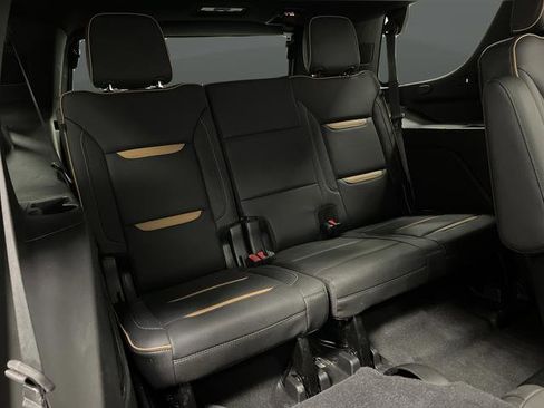 Used 2021 GMC Yukon AT4 image 34