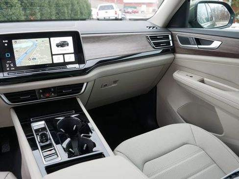 New 2026 Volkswagen Atlas SEL image 10