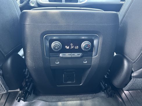 Used 2021 Chevrolet Tahoe Z71 AWD/4WD image 28