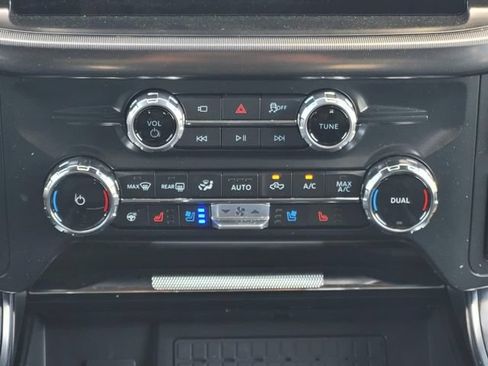 New 2026 Ford F150 Platinum w/ Equipment Group 700A Standard AWD/4WD image 17