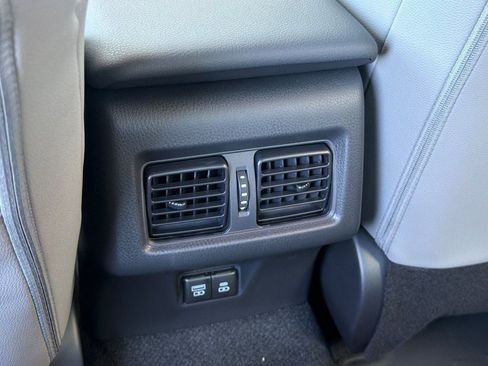 New 2026 Toyota Camry SE w/ Convenience Package FWD image 15