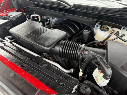 Used 2025 Chevrolet Silverado 1500 ZR2 w/ Technology Package AWD/4WD image 34