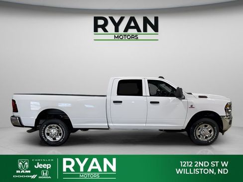 New 2025 RAM 2500 Tradesman w/ Chrome Appearance Group image 10