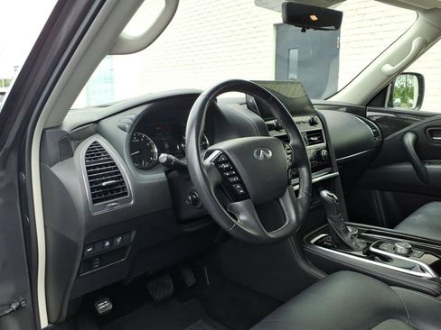Used 2024 INFINITI QX80 Luxe RWD image 6