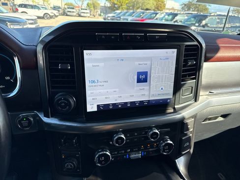 Certified 2021 Ford F150 Lariat w/ Equipment Group 502A High image 20