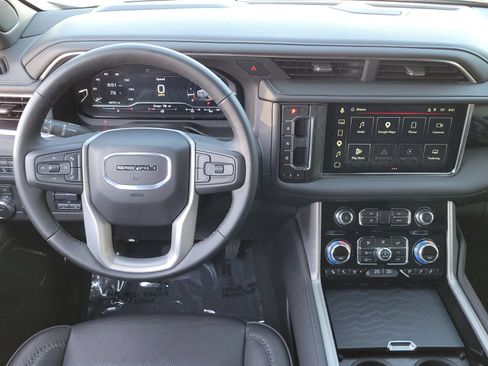 Certified 2024 GMC Yukon Denali w/ Max Trailering Package AWD/4WD image 10