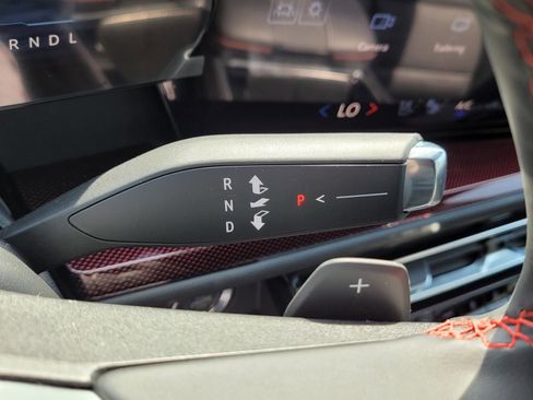 New 2026 Chevrolet Traverse RS image 23