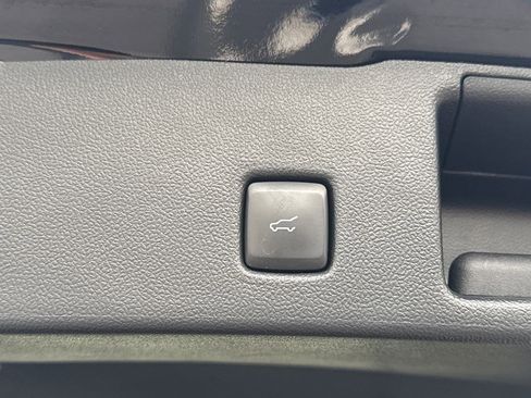 Used 2023 Ford Escape Active AWD/4WD image 17