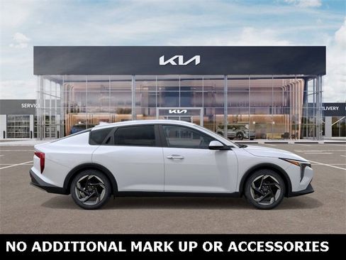 New 2025 Kia K4 EX image 7