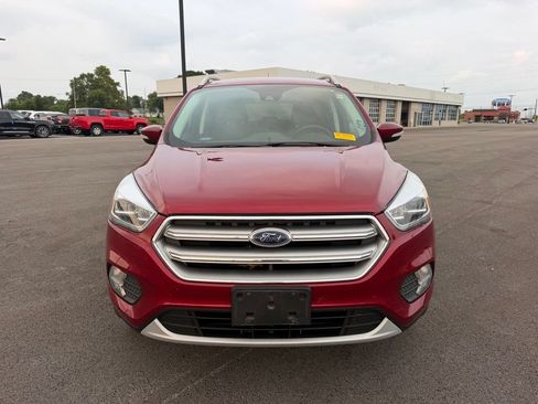 Used 2017 Ford Escape Titanium w/ Equipment Group 301A FWD image 2