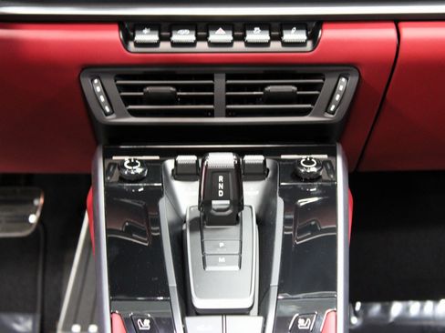 Used 2026 Porsche 911 Carrera 4 GTS image 16