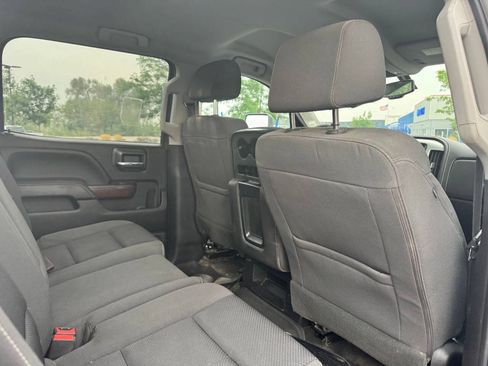 Used 2018 GMC Sierra 2500 SLE w/ SLE Fleet Preferred Package AWD/4WD image 15
