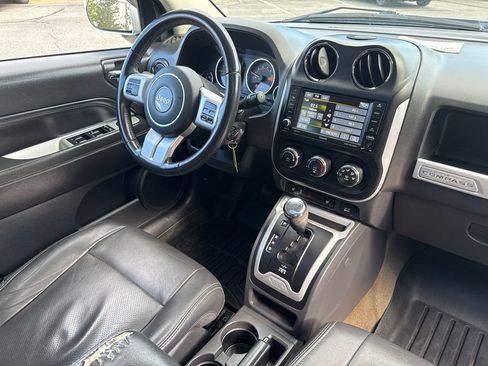 Used 2016 Jeep Compass High Altitude AWD/4WD image 17