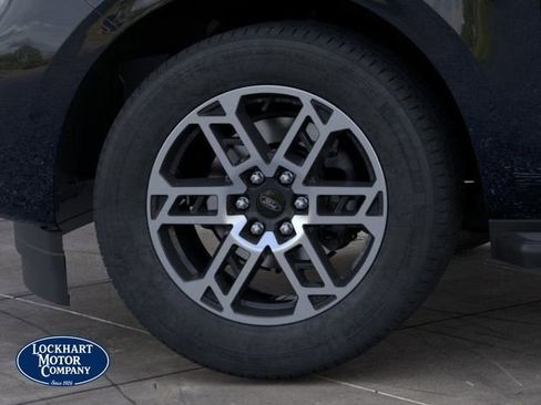 New 2025 Ford Expedition Active image 49