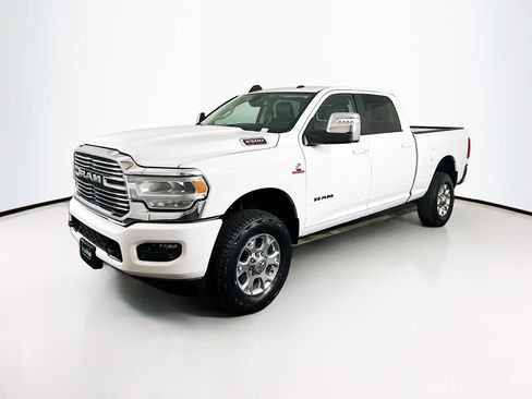 Used 2024 RAM 2500 Laramie image 3