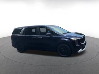 Used 2026 Kia Carnival FWD video 2