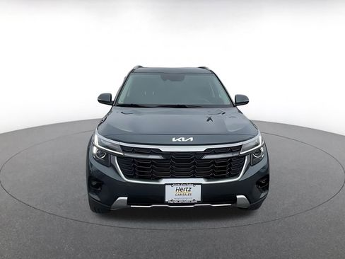 Used 2025 Kia Seltos S image 4