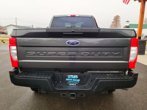 Used 2019 Ford F250 XLT image 5