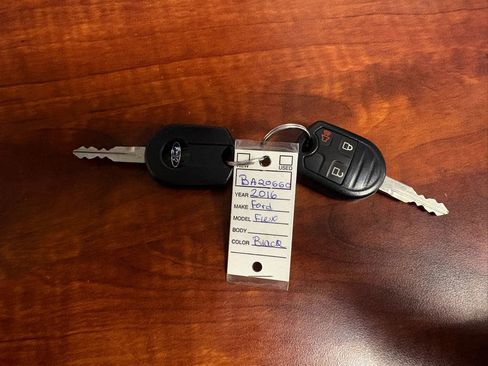 Used 2016 Ford Flex SE image 37