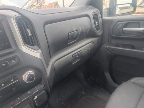 Used 2025 GMC Sierra 3500 Pro w/ 1SA Pro Safety Plus Package AWD/4WD image 18