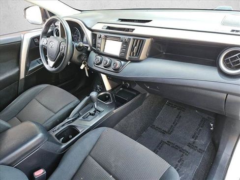 Used 2018 Toyota RAV4 LE w/ All Weather Liner Package FWD image 26