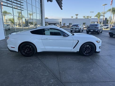 Used 2016 Ford Mustang Shelby GT350 w/ Technology Package image 3