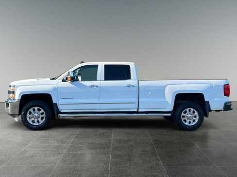 Used 2015 Chevrolet Silverado 2500 LTZ w/ Duramax Plus Package AWD/4WD image 6