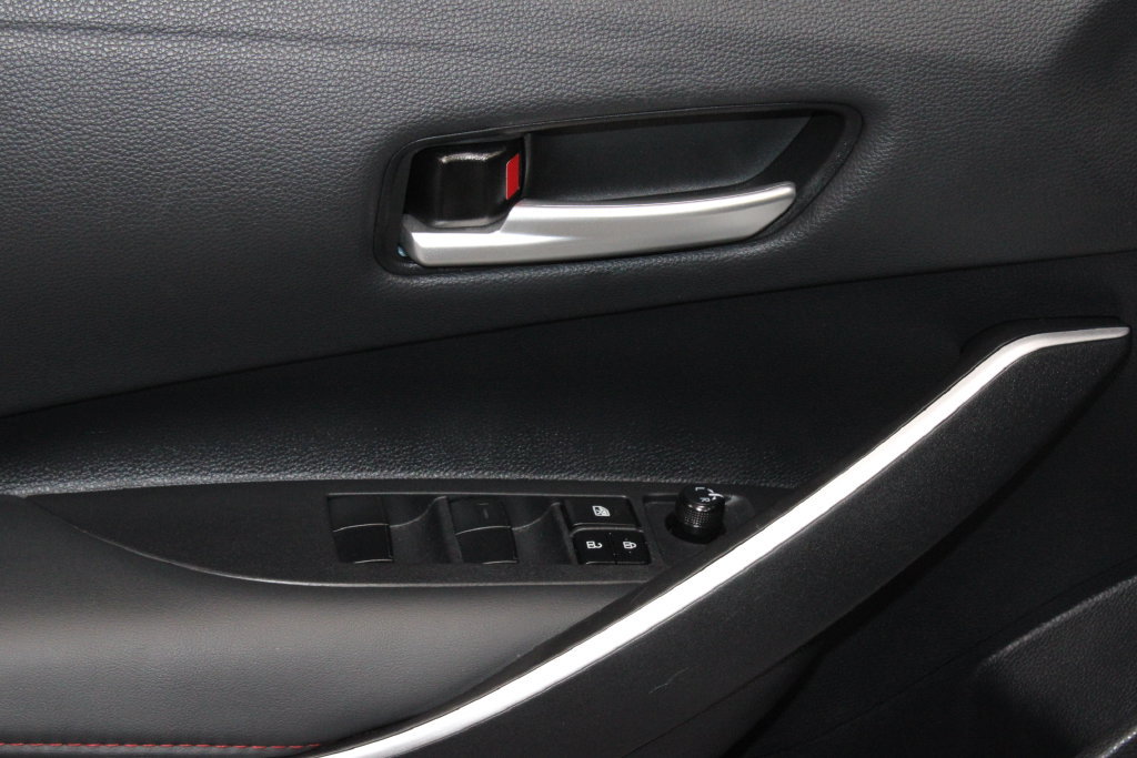 Used 2025 Toyota Corolla SE FWD image 17
