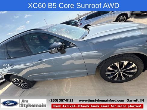 Used 2024 Volvo XC60 B5 Core w/ Protection Package Premier AWD/4WD image 8