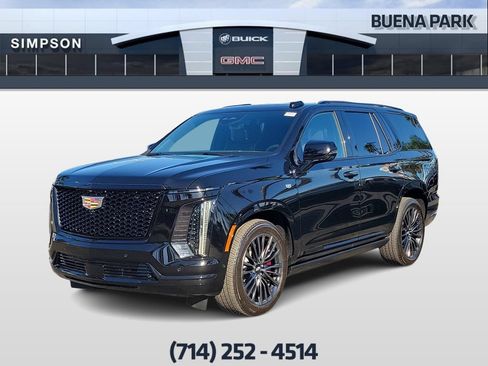Certified 2025 Cadillac Escalade Sport Platinum AWD/4WD image 4