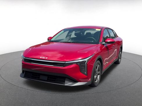 Used 2025 Kia K4 FWD image 5