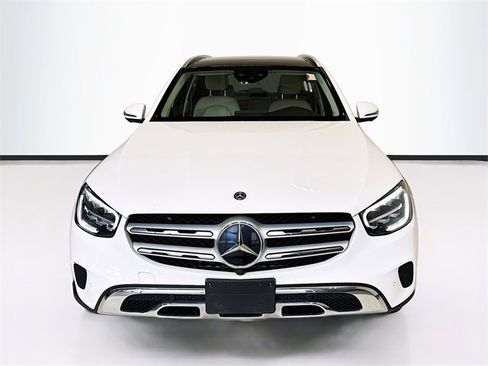 Used 2020 Mercedes-Benz GLC 300 4MATIC image 2