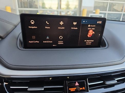 Certified 2024 Acura MDX FWD w/ Technology Package image 10