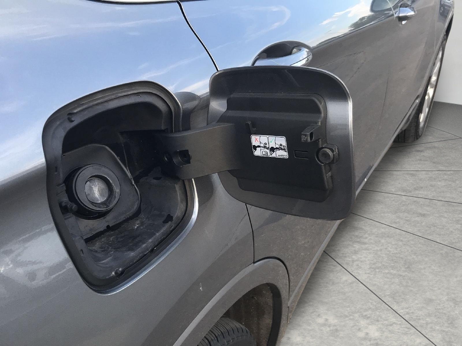 Used 2020 Buick Envision Essence AWD/4WD image 33