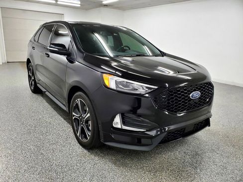 Used 2022 Ford Edge ST w/ Equipment Group 401A image 3