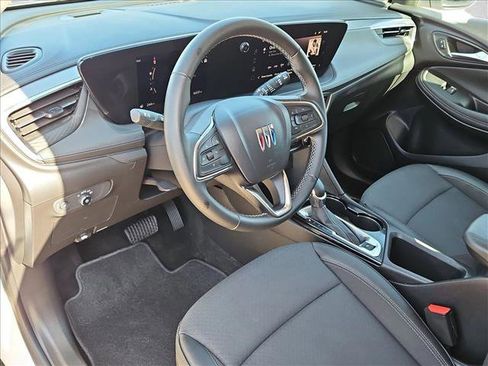 Used 2025 Buick Encore GX Preferred image 10