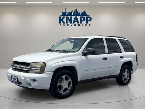 Used 2008 Chevrolet TrailBlazer 4WD image 1