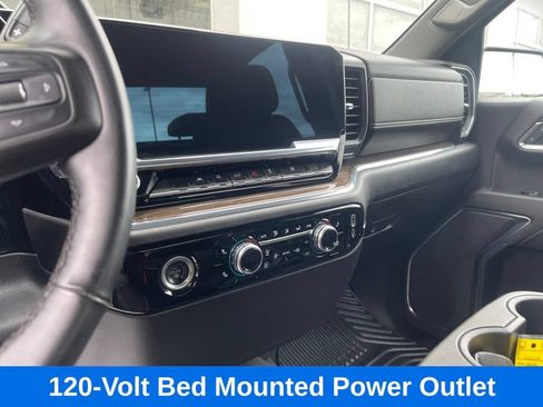 Used 2023 GMC Sierra 1500 Elevation AWD/4WD image 16